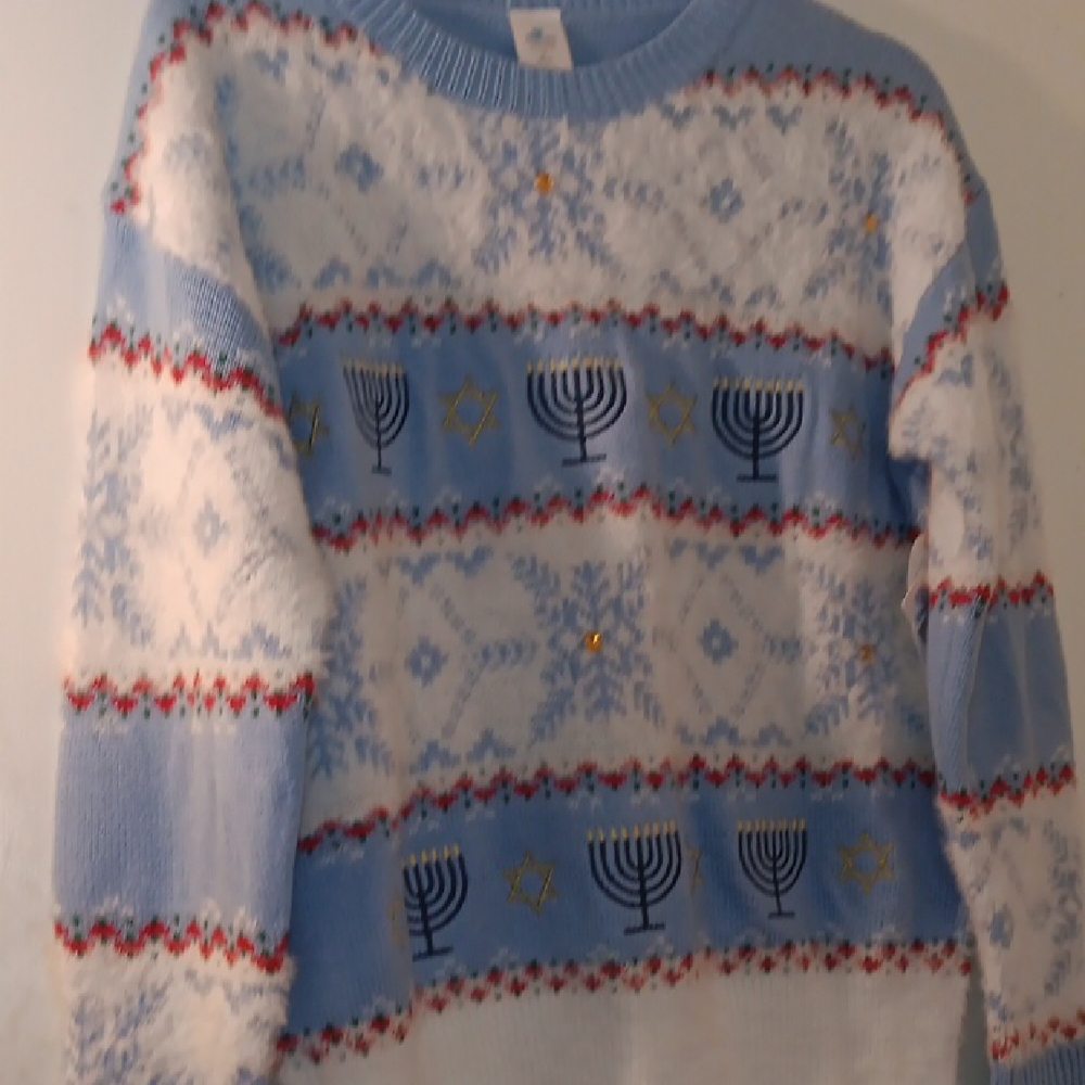 Hannukah Menorah Star of David Holiday Sweater Ladies Nwt